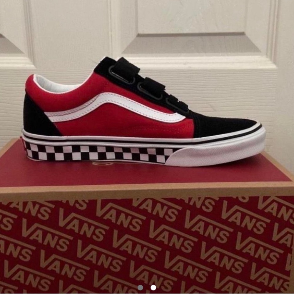 Vans V Logo Pop Skate Shoe- Red/Black
